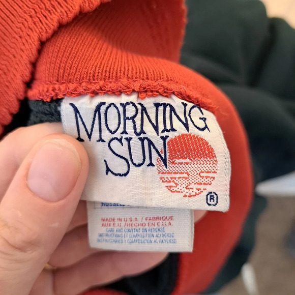 Vintage Morning Sun Green Red Birds Snow Christmas Pullover Sweatshirt Size XL - Picture 8 of 9